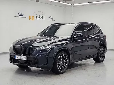 BMW X5 · 2025 год
