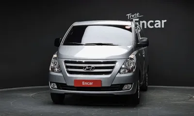 Hyundai Starex 2016, 100891 км, за 6892.48 USD