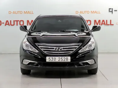 Hyundai Sonata · 2013 год