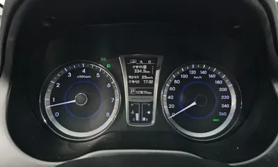Hyundai Grandeur 2017, 123619 км, за 5285.76 USD - фото 8