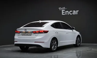 Hyundai Avante 2018, 90298 км, за 5911.72 USD