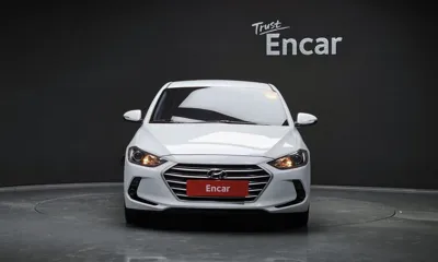 Hyundai Avante 2018, 90298 км, за 5911.72 USD