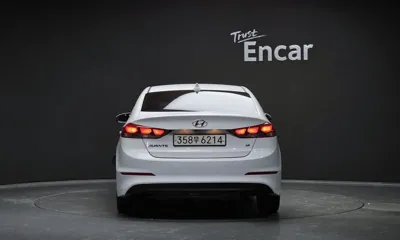 Hyundai Avante 2018, 90298 км, за 5911.72 USD