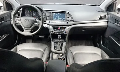 Hyundai Avante 2018, 90298 км, за 5911.72 USD - фото 7
