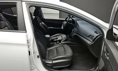 Hyundai Avante 2018, 90298 км, за 5911.72 USD - фото 10