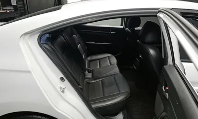 Hyundai Avante 2018, 90298 км, за 5911.72 USD - фото 11