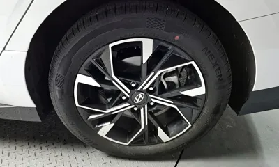 Hyundai Sonata 2025, 66163 км, за 12884.04 USD