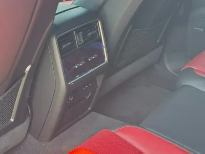 Porsche Cayenne 2024, 27000 км, за 91899.7 USD - фото 11
