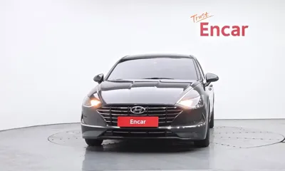 Hyundai Sonata 2022, 129224 км, за 8385.88 USD