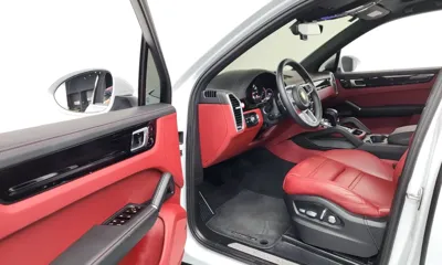 Porsche Cayenne 2020, 46252 км, за 53826.97 USD - фото 10