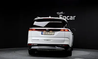 Kia Canival 2021, 82729 км, за 18543.03 USD