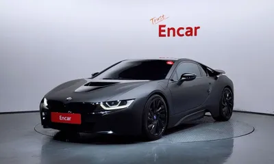 BMW i8 · 2016 год