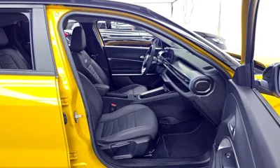 Jeep Avenger 2024, 9803 км, за 21854.29 USD - фото 11
