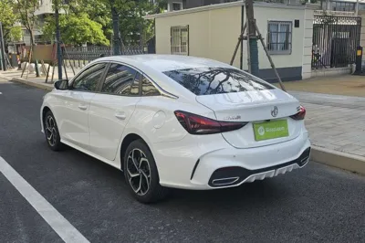 MG 5 2025, 15600 км, за 10066 USD