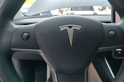 Tesla Model 3 2020, 116100 км, за 16611 USD - фото 23