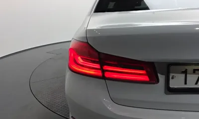 BMW 5-Series 2019, 61687 км, за 17001.44 USD - фото 23