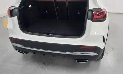 Mercedes-Benz GLA-Class 2023, 26785 км, за 25677.69 USD - фото 11