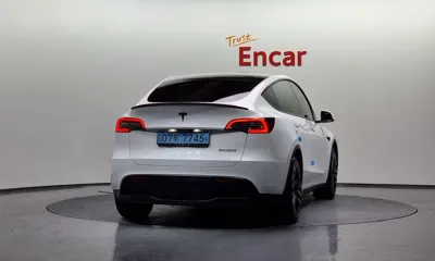 Tesla Model Y 2022, 56626 км, за 26142.92 USD