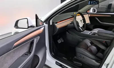 Tesla Model Y 2022, 56626 км, за 26142.92 USD - фото 10