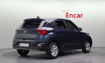 Hyundai Venue 2023, 61430 км, за 14441.38 USD