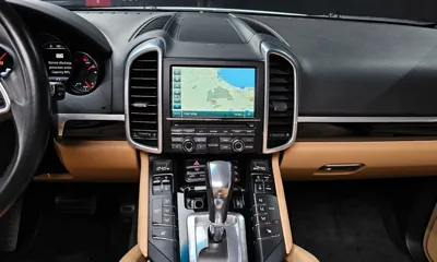 Porsche Cayenne 2016, 39786 км, за 18745.07 USD - фото 14