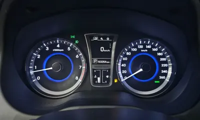 Hyundai Grandeur 2017, 163264 км, за 4232.6 USD - фото 8
