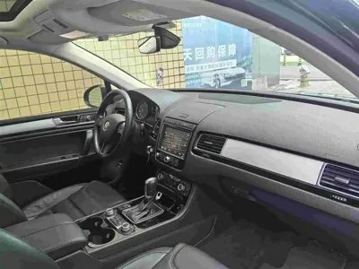 Volkswagen Touareg 2018, 73000 км, за 23248.52 USD - фото 9