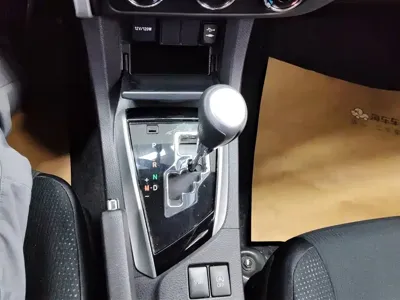Toyota Corolla 2018, 21800 км, за 7747.16 USD - фото 16