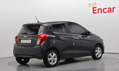 ChevroletGMDaewoo Spark 2017, 123109 км, за 2561.74 USD