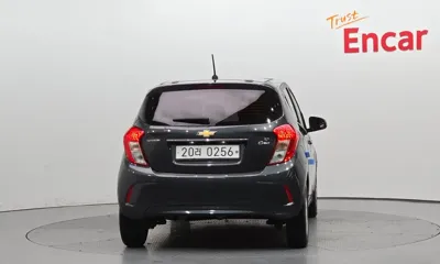 ChevroletGMDaewoo Spark 2017, 123109 км, за 2561.74 USD
