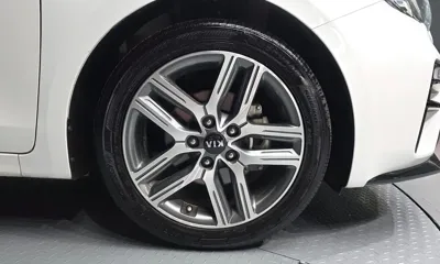 Kia K3 2019, 91125 км, за 8465.19 USD
