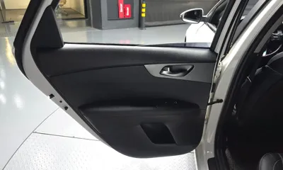 Kia K3 2019, 91125 км, за 8450.88 USD - фото 25