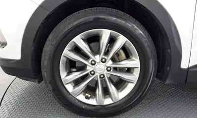 Hyundai Santafe 2018, 146734 км, за 9311.71 USD