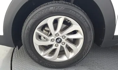 Hyundai Tucson 2017, 165437 км, за 5579.62 USD