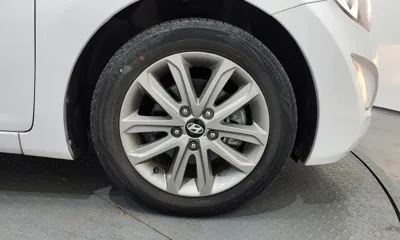 Hyundai Avante 2014, 186241 км, за 3544.7 USD