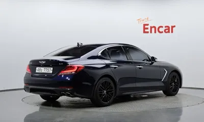 Genesis G70 2019, 187553 км, за 9642.15 USD