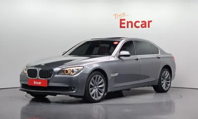 BMW 7-Series · 2010 год