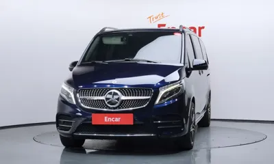Mercedes-Benz V-Class 2022, 83703 км, за 56489.73 USD