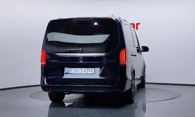 Mercedes-Benz V-Class 2022, 83703 км, за 56489.73 USD