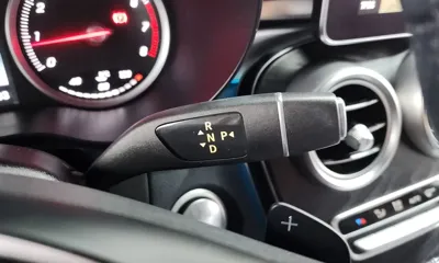 Mercedes-Benz GLC-Class 2019, 86092 км, за 18839.25 USD - фото 9