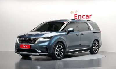 Kia Canival · 2021 год