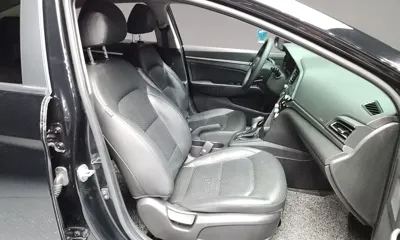 Hyundai Avante 2019, 135676 км, за 6182.58 USD - фото 11