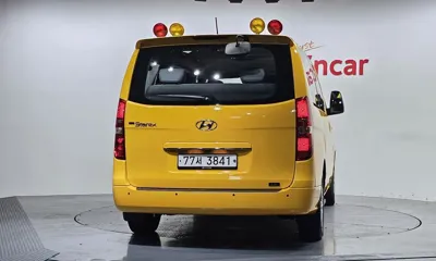 Hyundai Starex 2019, 17310 км, за 12945.63 USD