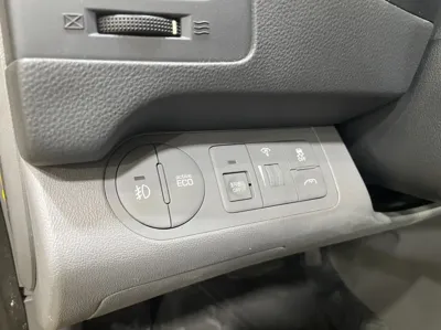 Hyundai Starex 2016, 99341 км, за 7072.98 USD - фото 10