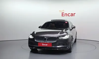 Volvo S90 2022, 44452 км, за 24632.15 USD