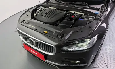 Volvo S90 2022, 44452 км, за 24632.15 USD - фото 6
