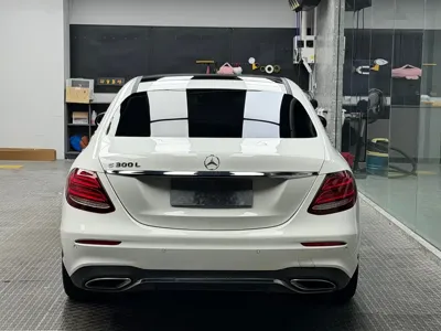 Mercedes-Benz E-Class 2020, 120000 км, за 24984.8 USD