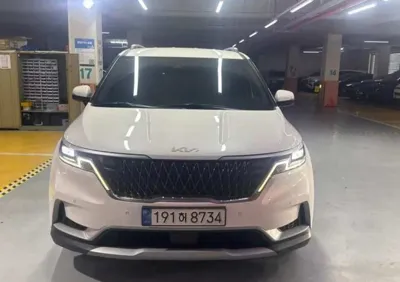 Kia Canival · 2023 год