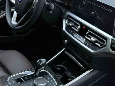 BMW 3 Series 2019, 50000 км, за 17642.39 USD