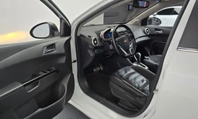 ChevroletGMDaewoo Aveo 2014, 154488 км, за 2258.46 USD - фото 10